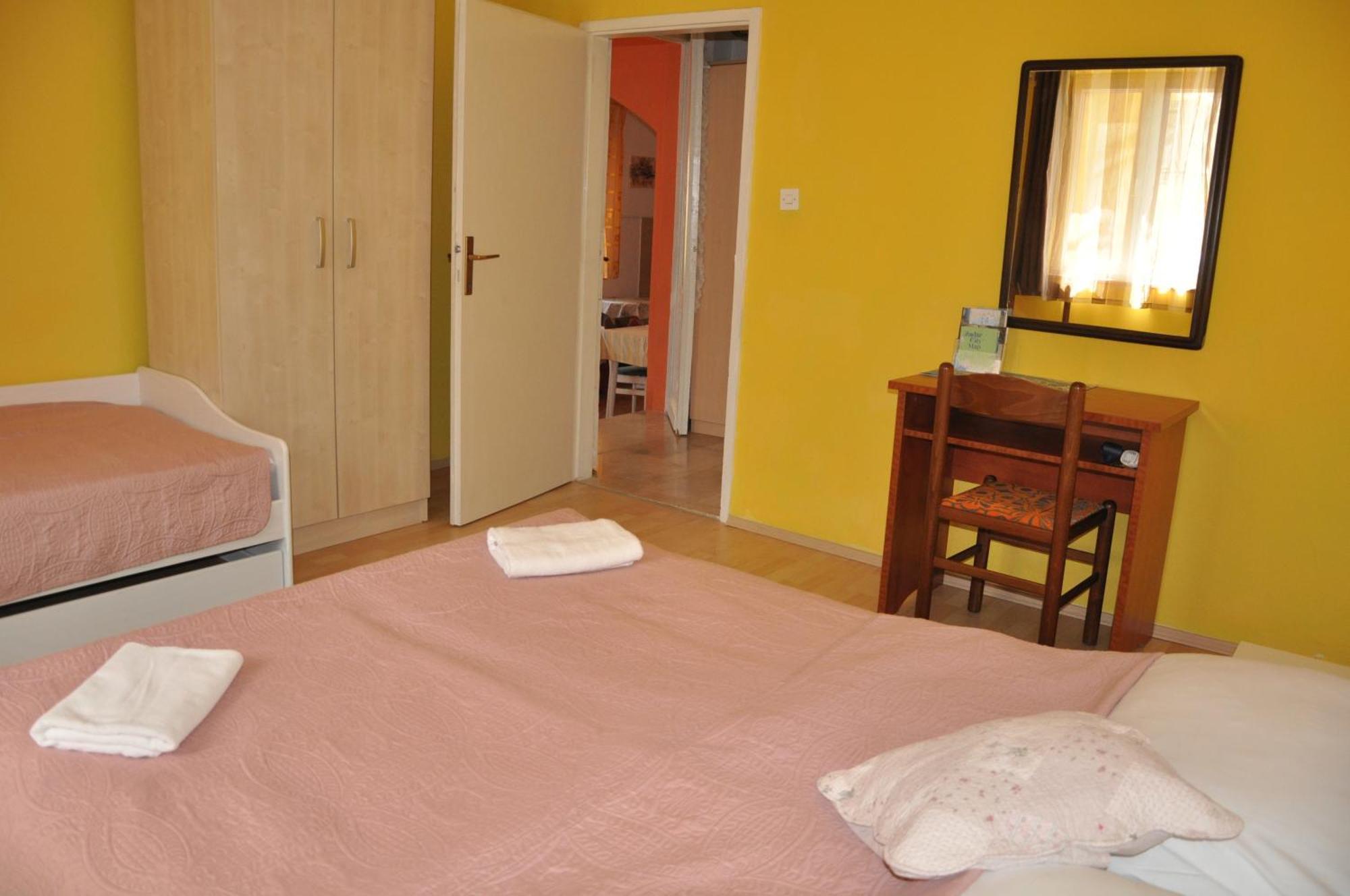 Apartments Matesic Задар Стая снимка